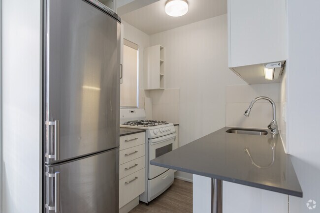 Building Photo - 2367 QUEEN ST E