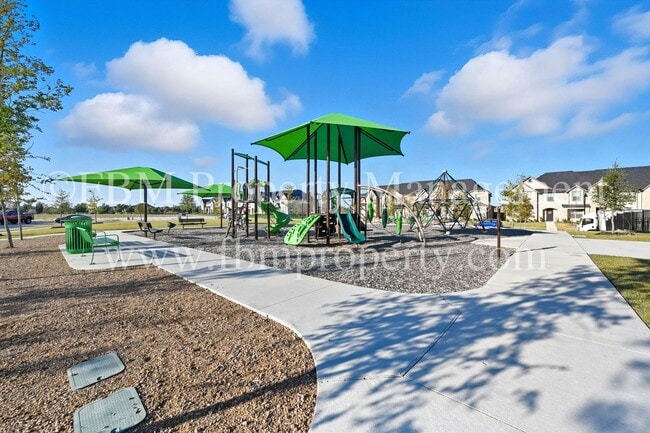 Photo - 496 Restoration Rd