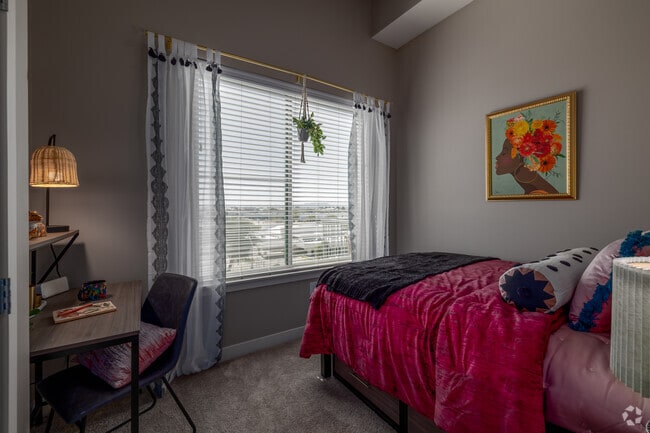 4BR, 4BA - 1,334SF - Third Bedroom