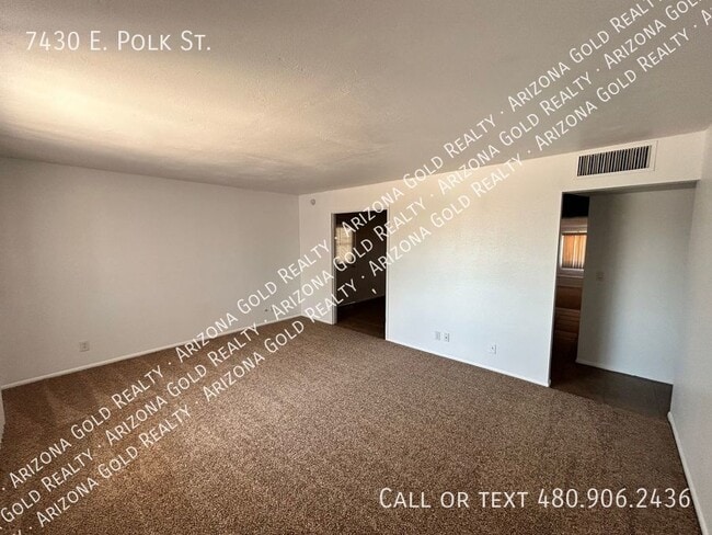 Photo - 7430 E Polk St