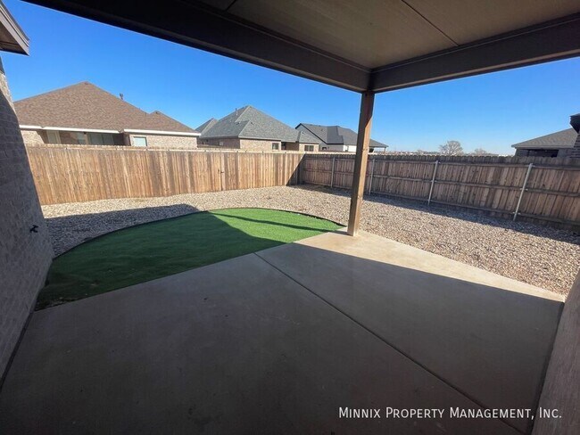 Photo - 5518 120th St