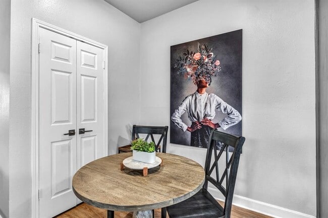 Photo - 5 Tournament Way Unit 1