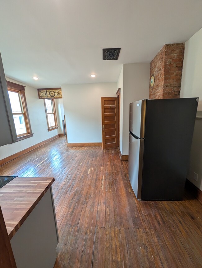 Photo - 3940 Spring Grove Ave Unit 3940 Spring grove