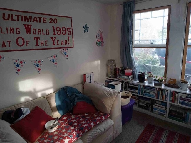 Photo - 25 Spruce St