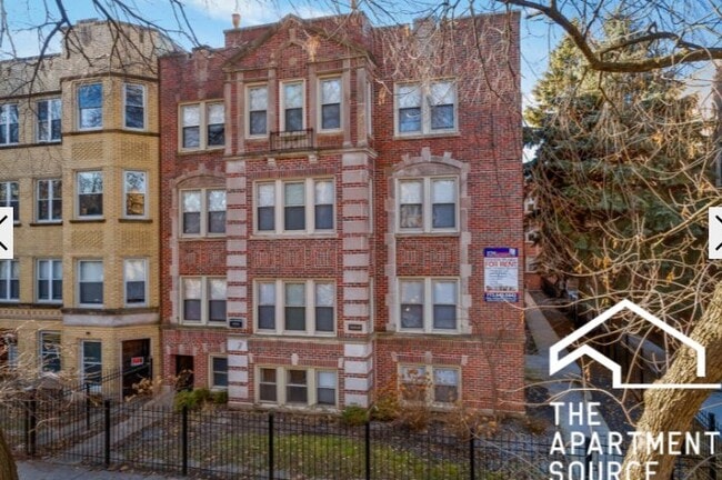 Photo - 5060 N Winchester Ave Unidad 1N