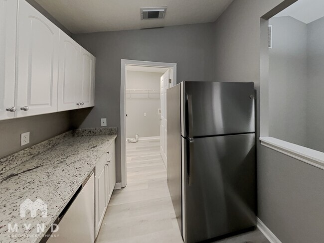 Photo - 908 Hubbel Rd