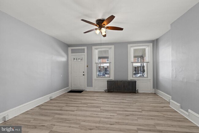 Photo - 106 W 5th St