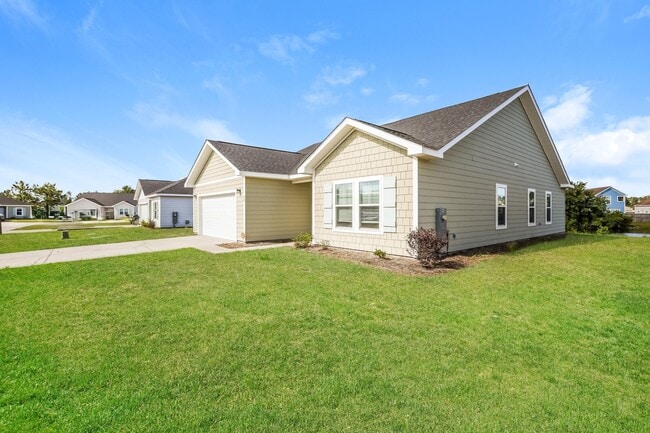 Photo - 64 Laura Ct.