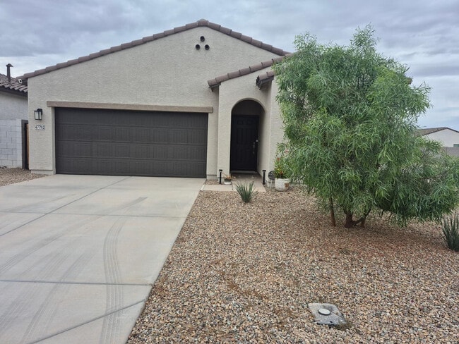 Building Photo - 47792 W Mellen Ln