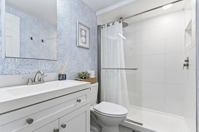 Photo - 3000 Riomar St Unit 407