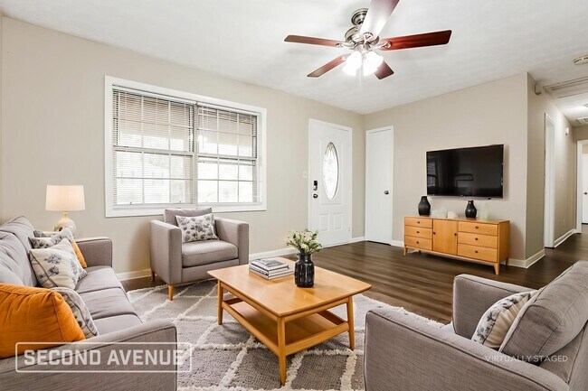 Photo - 2053 Chestnut Log Dr