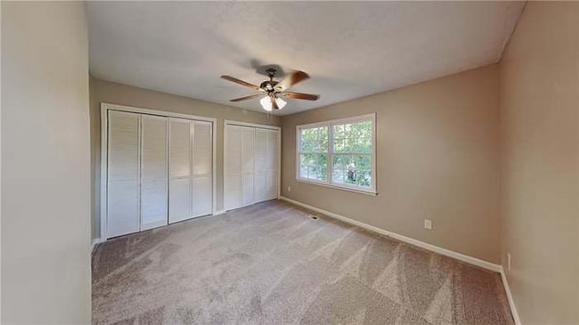 Photo - 321 Tarragon Way SW