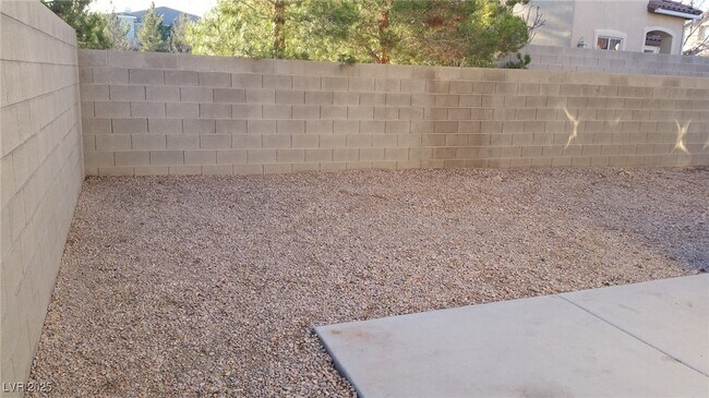 Building Photo - 7245 Pine Barrens St