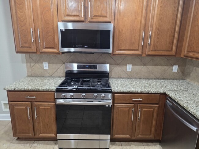 Photo - 3011 Crescent Oaks Park Ln