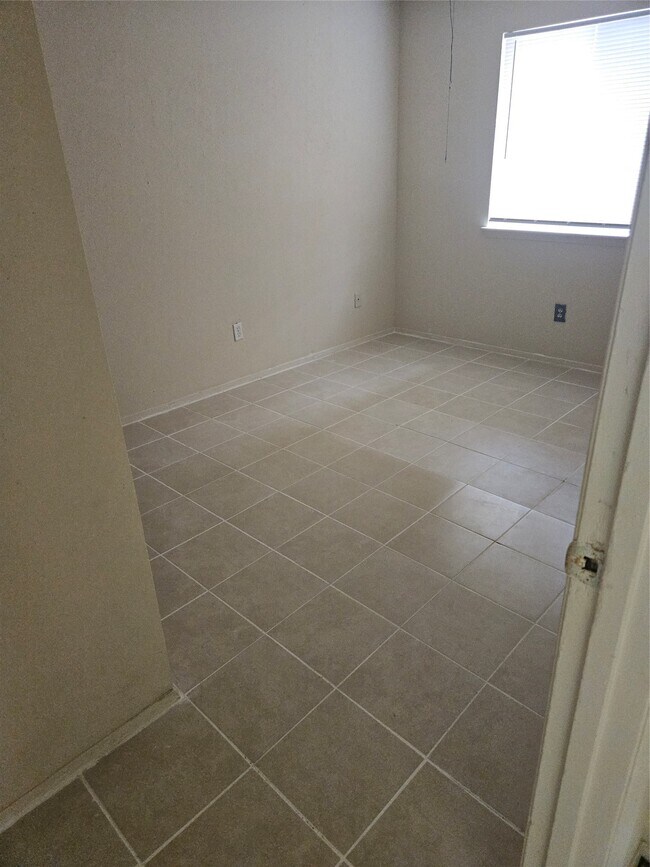 Photo - 18539 Lippizaner Dr