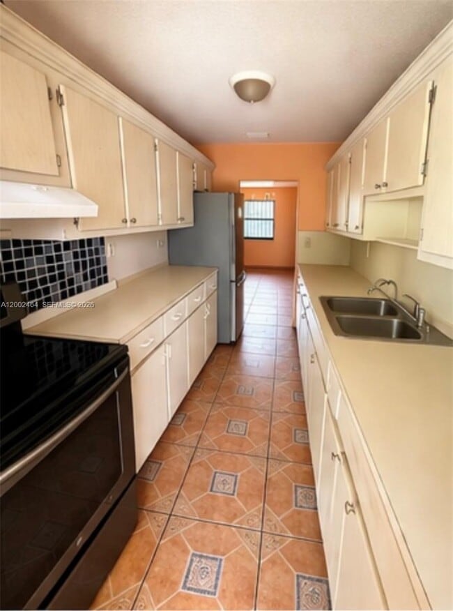 Building Photo - 185 NW 82nd St Unit 1