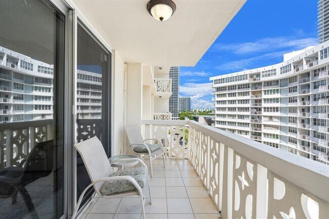 Photo - 1825 S Ocean Dr Unit 703