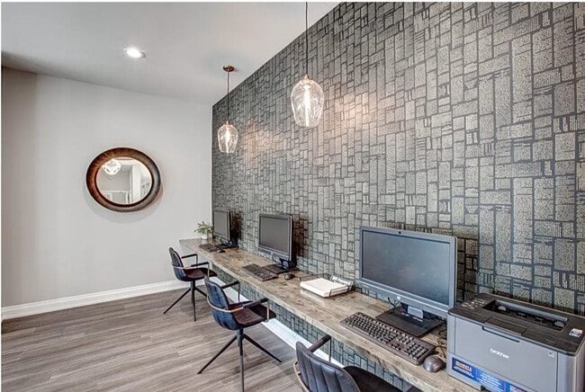 Photo - Coventry Glen Apartments