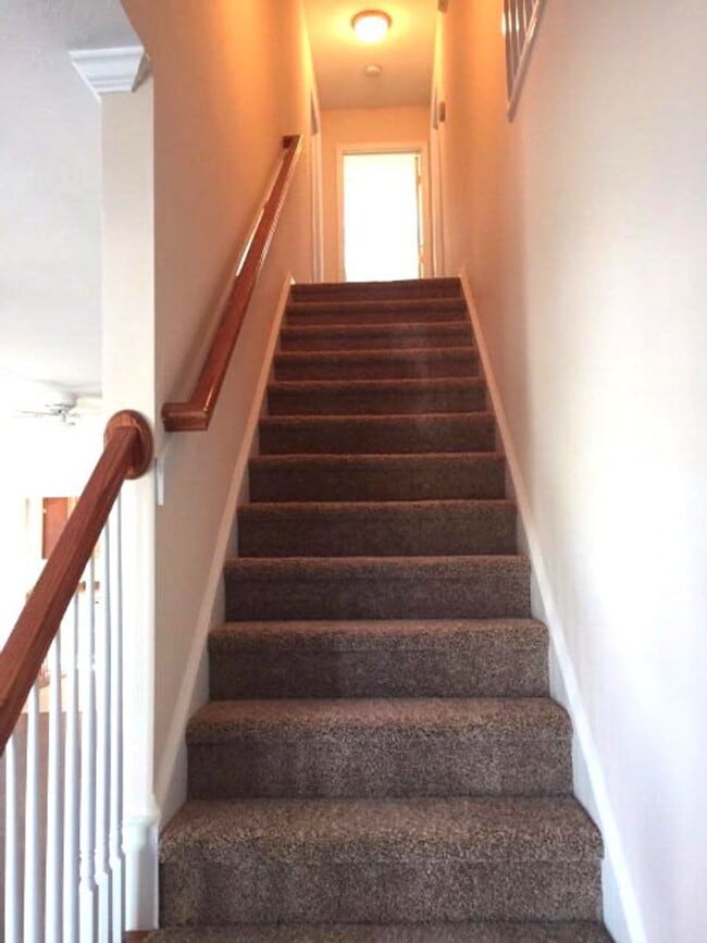 Photo - 913 Cabot Cove