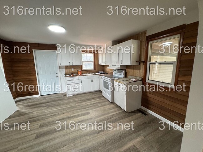 Photo - $850 - 2 bed 1 bath - single family home
