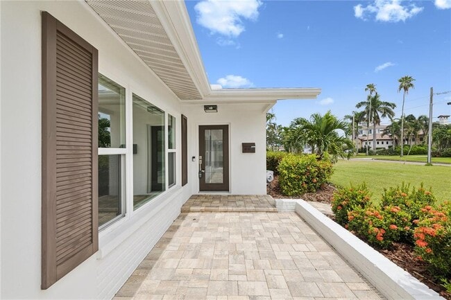 Photo - 3800 Bayshore Blvd NE