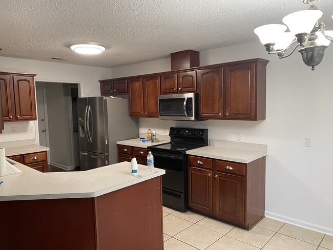 Photo - 6837 Hill Gail Trail