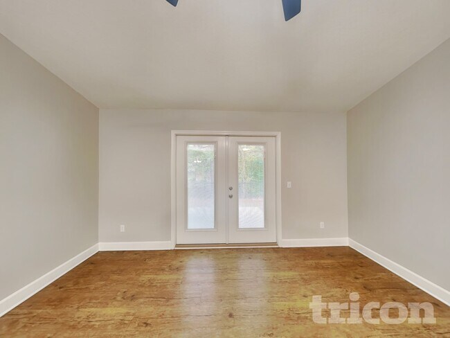 Photo - 45197 Weaver Cir