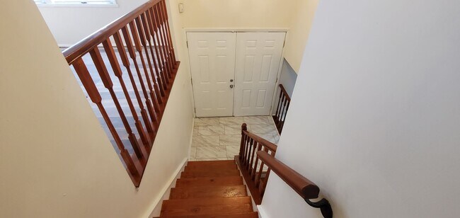 Photo - Beautiful Home Available for Rent in Charlotte, NC in Carmel Area