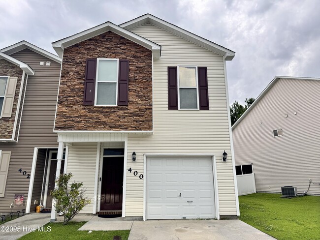 Building Photo - 400 Glenhaven Ln Rental