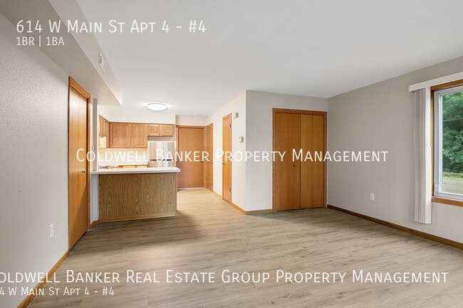 Photo - 614 W Main St Unit #4
