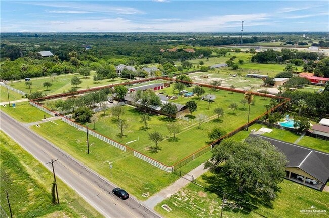 Photo - 21 N Shary Rd