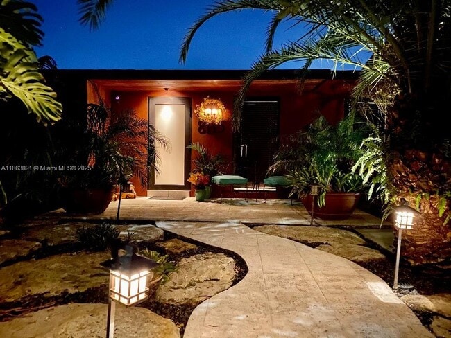 Building Photo - 8115 SW 14th Terrace Rental