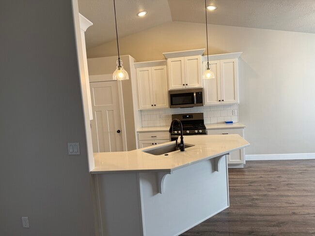 Photo - 1825 N Lund Hwy