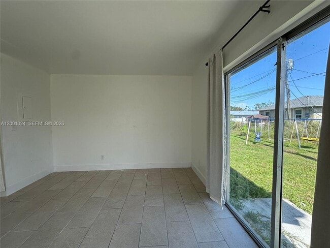 Photo - 5535 Tenth Ave