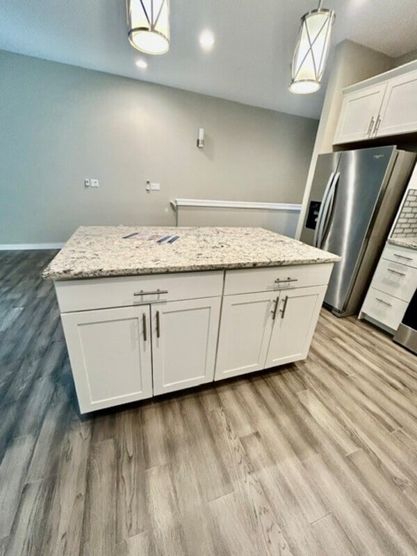 5683 Sunstone Pl