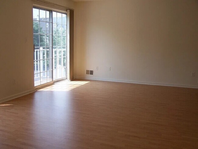 Photo - 40 Walnut St