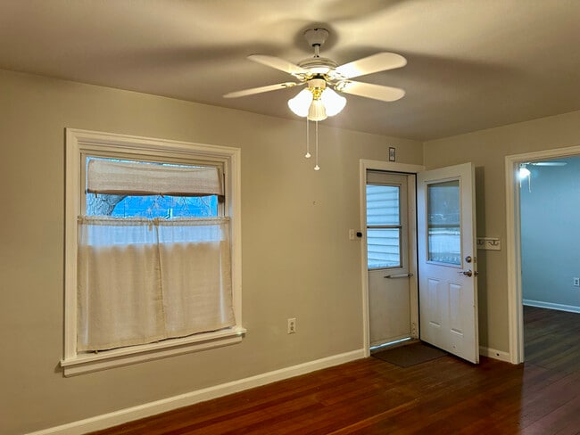 Photo - 114 Taulman St