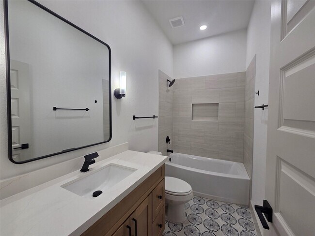 Photo - 9821 Turnbow St
