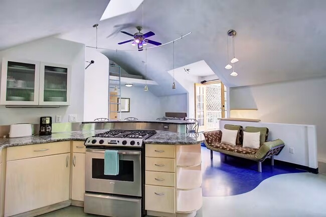 Photo - 1326 Detroit St Unidad Carriage House