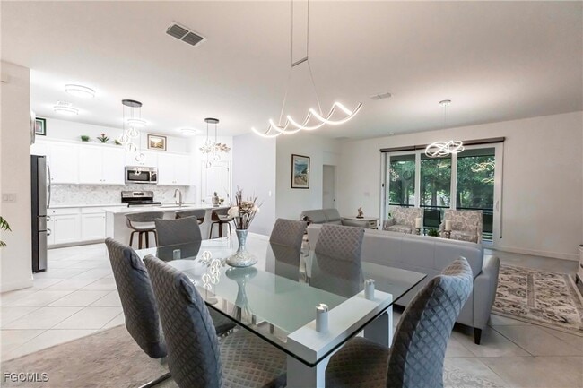 Building Photo - 9128 Leatherwood Loop