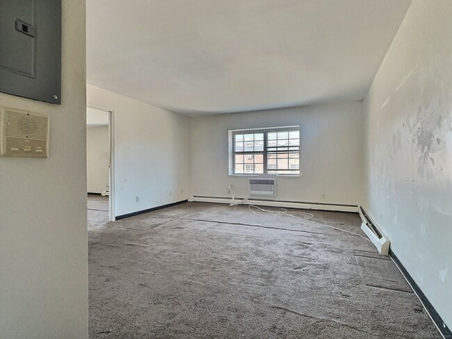 Photo - 340 Palisade Ave Unit B7
