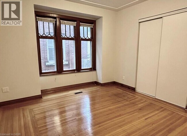 Photo - 220 Maplewood Ave Unit 1