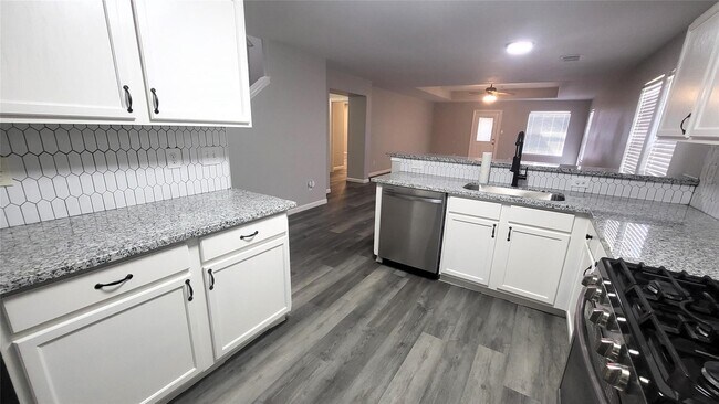 Photo - 6626 Springfield Garden Ln