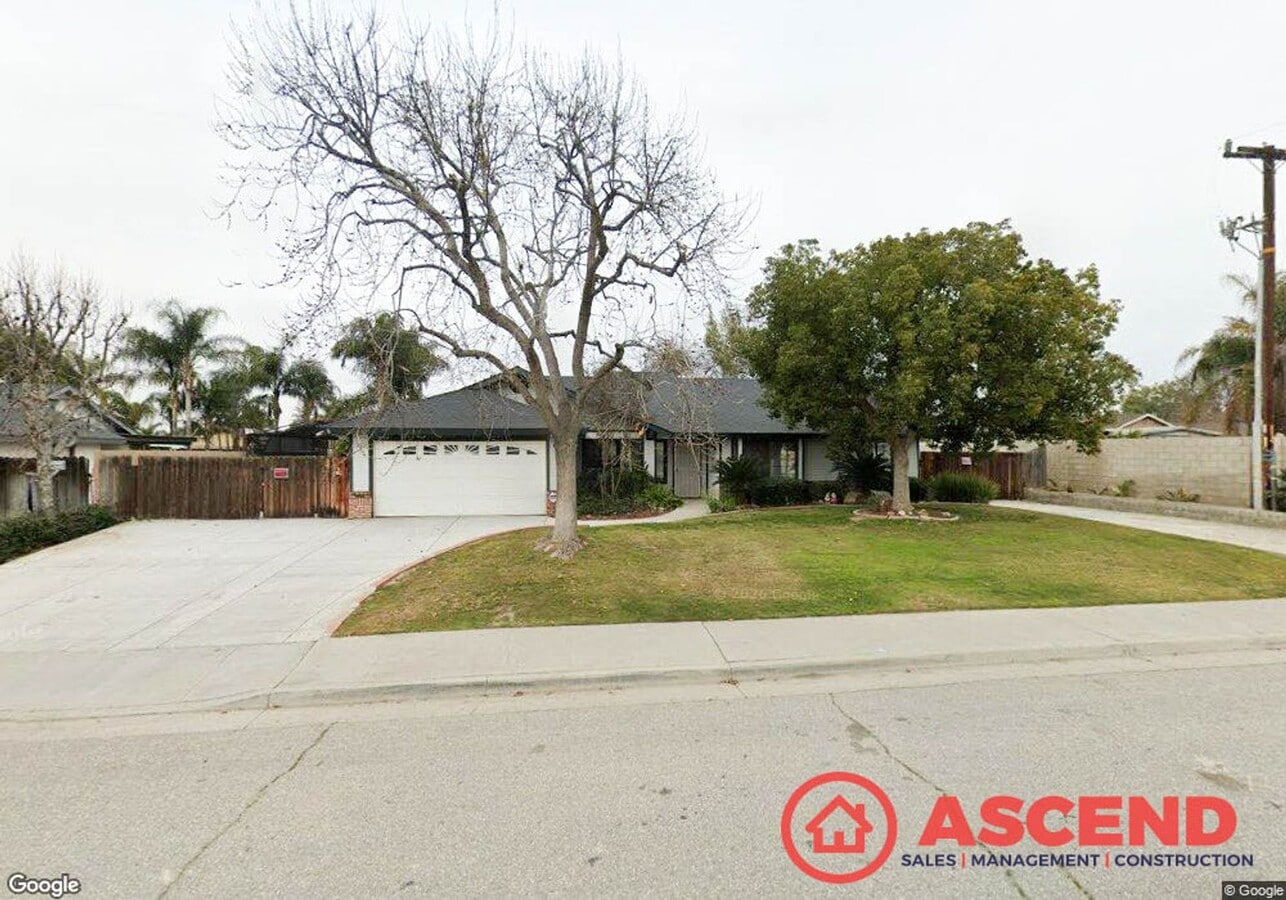 3 Bedroom | 2 Bathroom House — Bakersfield - 3 Bedroom | 2 Bathroom House — Bakersfield