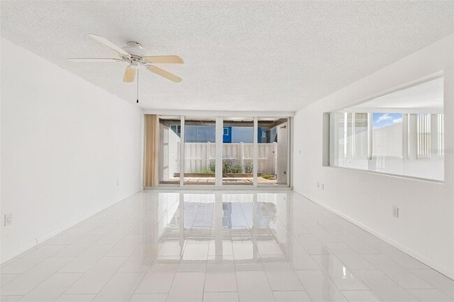 Photo - 450 Treasure Island Causeway Unit 106