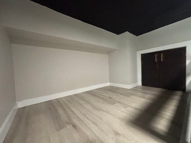 Photo - 142 Gove St Unit 1