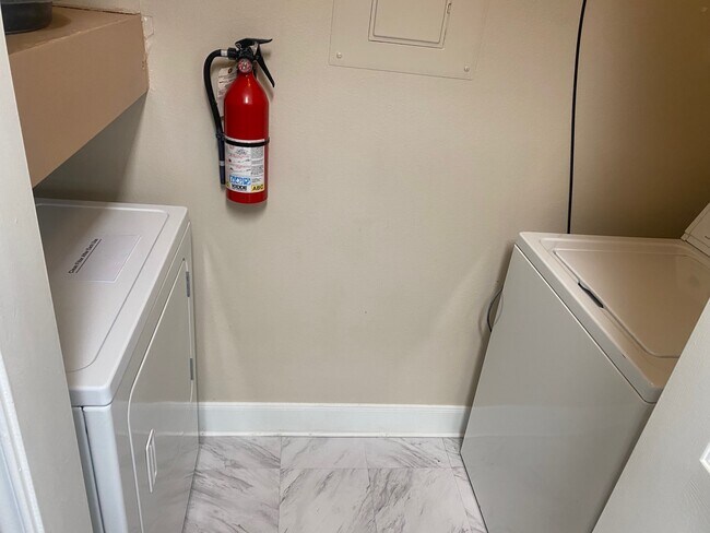 Photo - 11614 Tomahawk Creek Pky Unit D