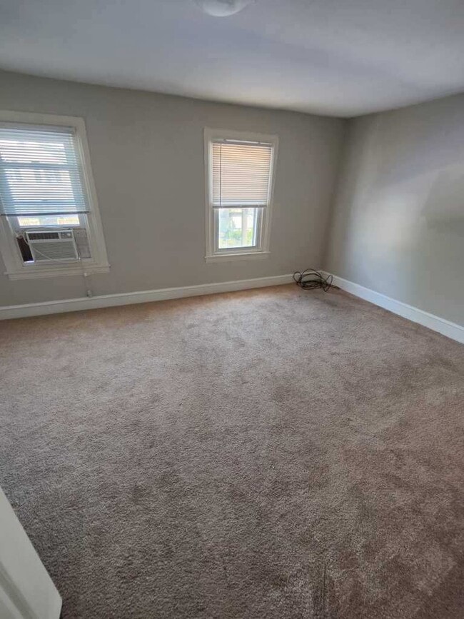 Photo - 67 Holland Ave