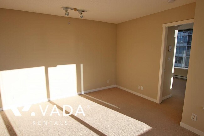 Photo - Miro 2 BR APT Rental 1806-1001 Richards St Vancouver: VADA Unit 1806