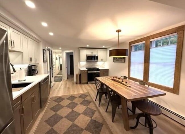 Photo - 2895 White Mountain Hwy Unidad #2